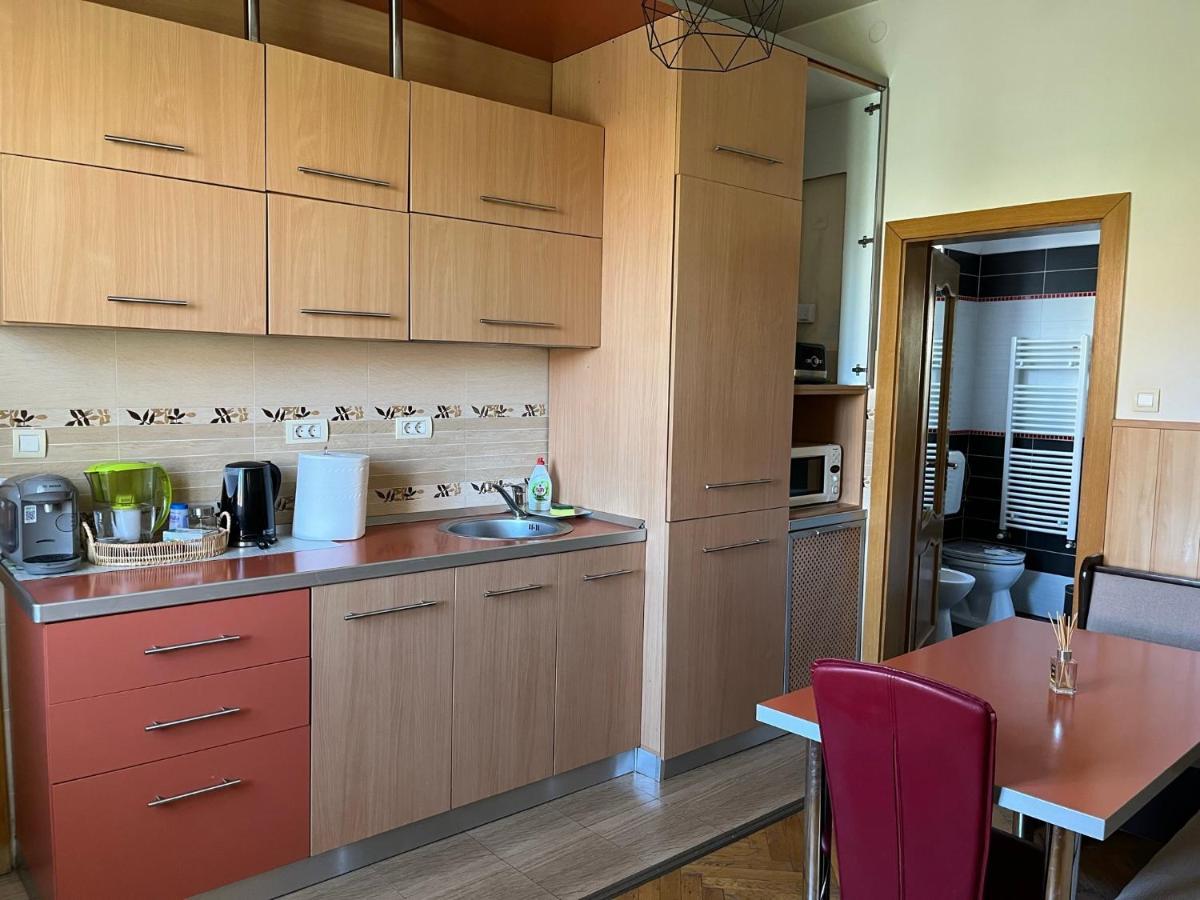 Schei Apartment 2 Braşov Esterno foto