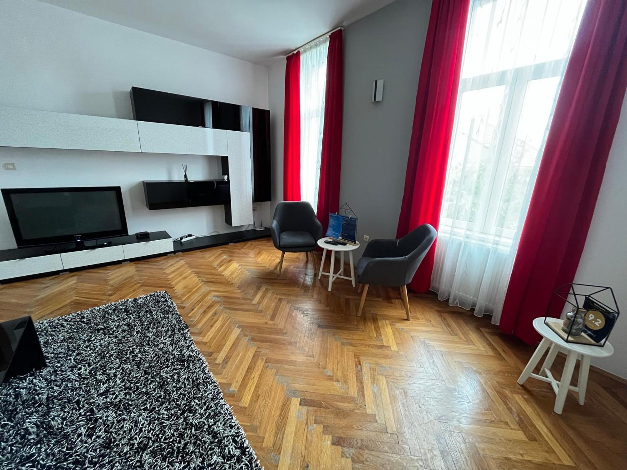 Schei Apartment 2 Braşov Esterno foto