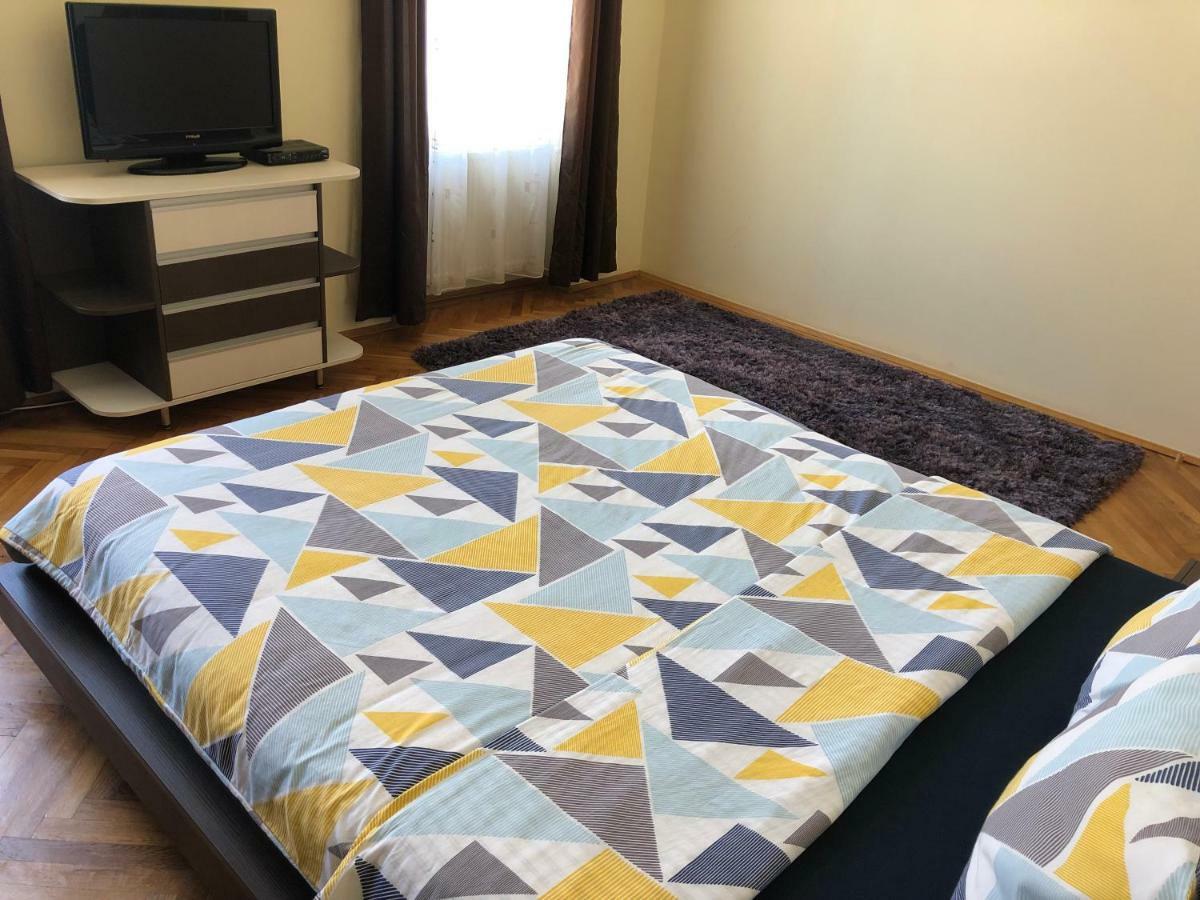 Schei Apartment 2 Braşov Esterno foto