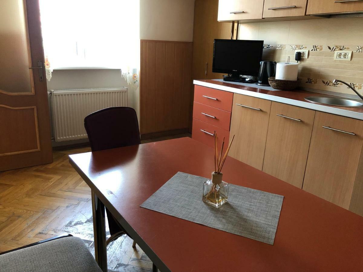 Schei Apartment 2 Braşov Esterno foto